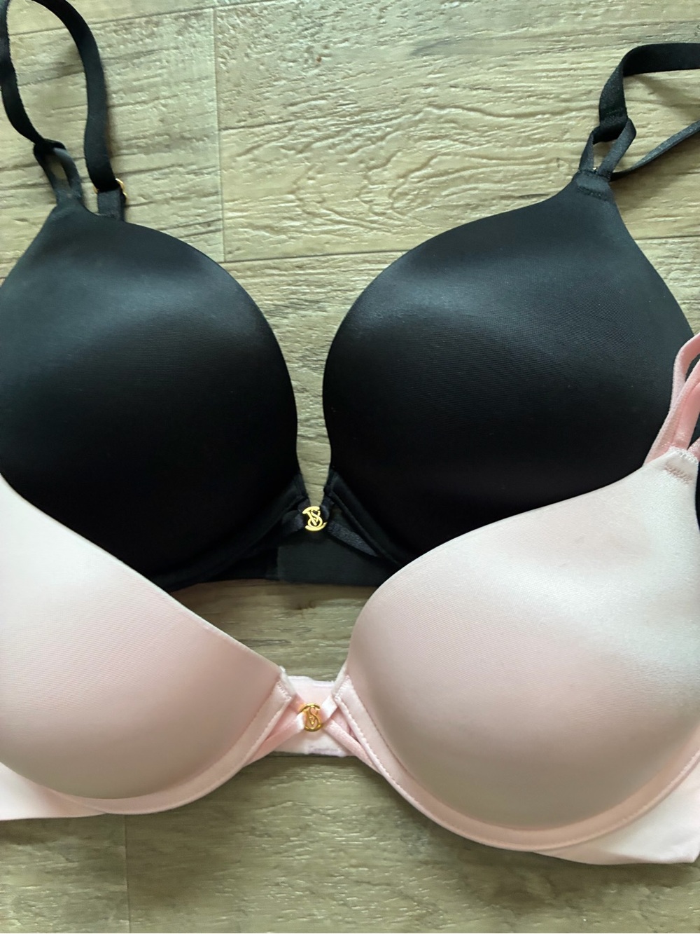 Victoria Secret 2 Satin Bombshell Plunge Bras Leopard Print Logo Shine Strap - Picture 5 of 16